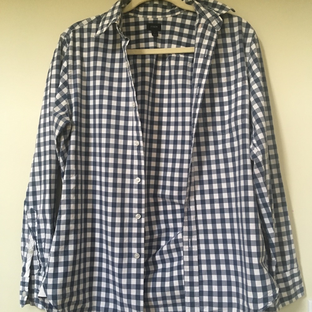 Small men’s cut J Crew Button Down